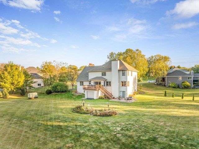 12486 Whispering Winds Drive, Roscoe, IL 61073