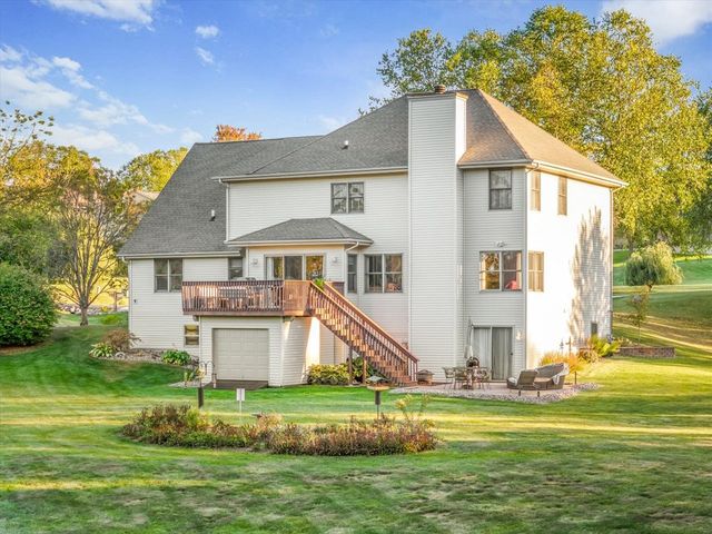 12486 Whispering Winds Drive, Roscoe, IL 61073