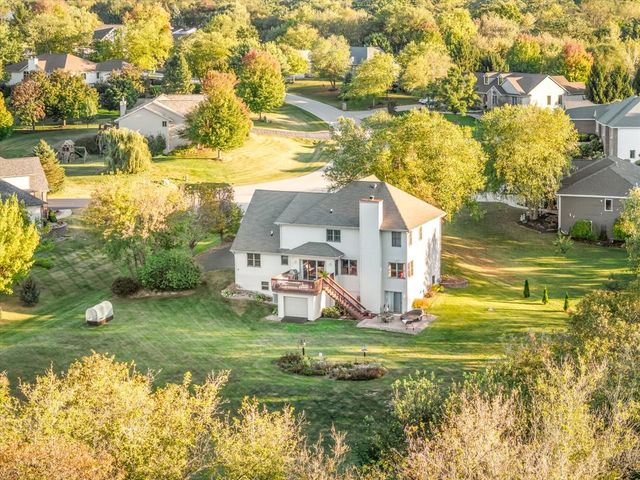 12486 Whispering Winds Drive, Roscoe, IL 61073