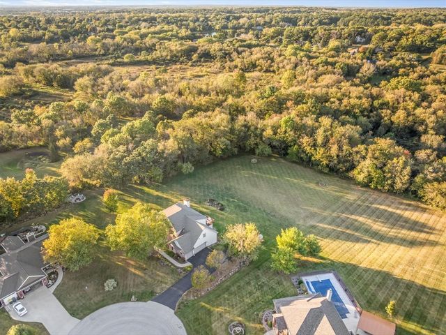 12486 Whispering Winds Drive, Roscoe, IL 61073