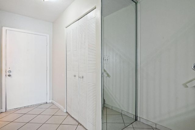 1100 Crystal Lake Drive 105, Deerfield Beach, FL 33064