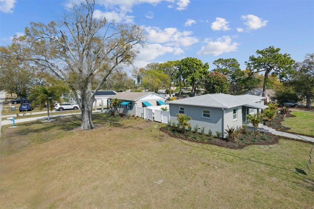5921 15TH AVENUE S, Gulfport, FL 33707