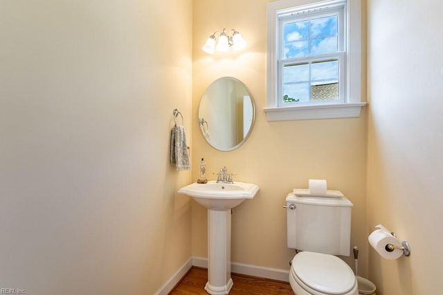110 Benjamins CT, Seaford, VA 23696