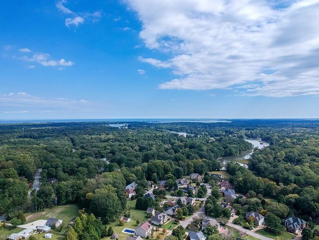 110 Benjamins CT, Seaford, VA 23696