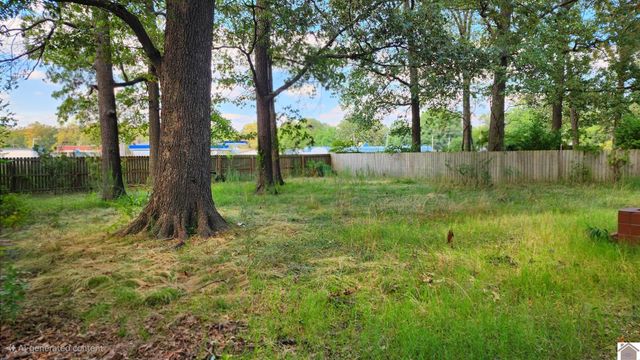 2535 Laclede # 4, Paducah, KY 42001