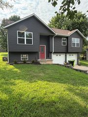 15608 Ann Avenue, Belton, MO 64012