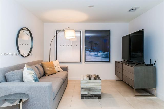 401 N Birch Rd 404, Fort Lauderdale, FL 33304