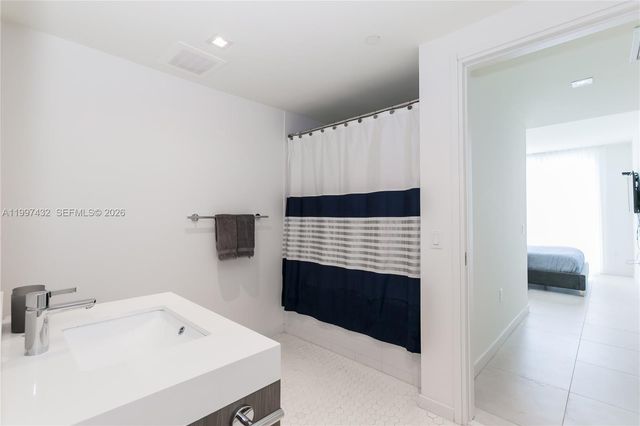 401 N Birch Rd 404, Fort Lauderdale, FL 33304