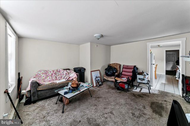 162 W MAIN ST, Elkton, MD 21921