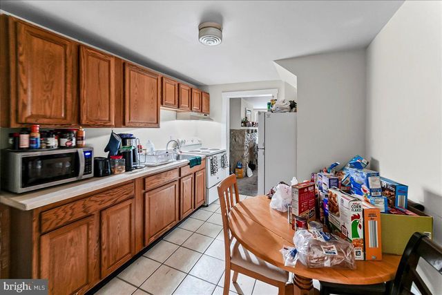 162 W MAIN ST, Elkton, MD 21921