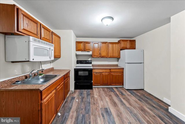 162 W MAIN ST, Elkton, MD 21921