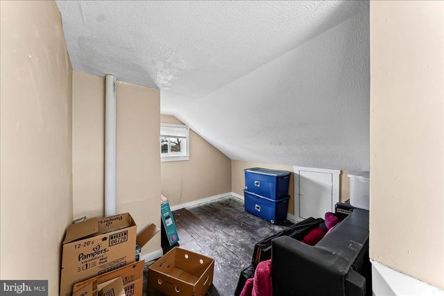 162 W MAIN ST, Elkton, MD 21921