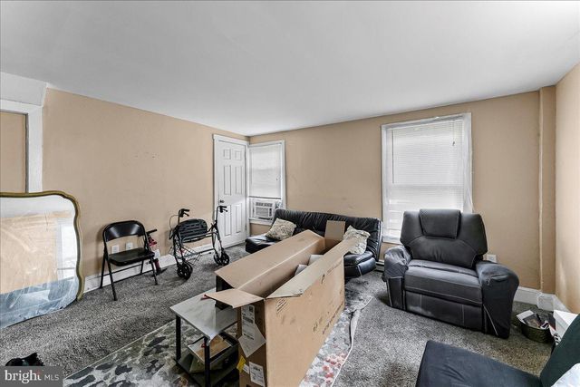 162 W MAIN ST, Elkton, MD 21921