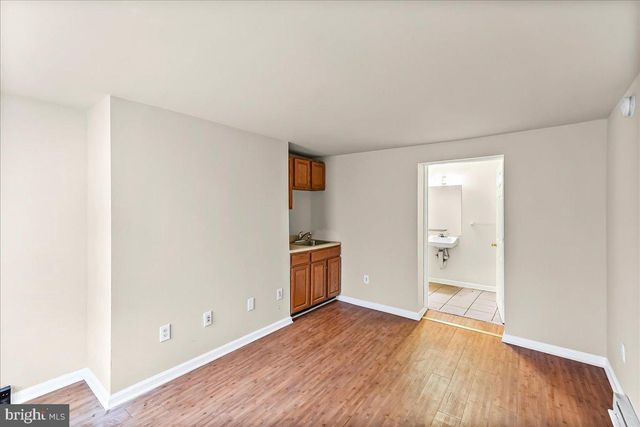 162 W MAIN ST, Elkton, MD 21921