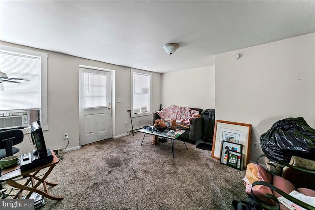 162 W MAIN ST, Elkton, MD 21921