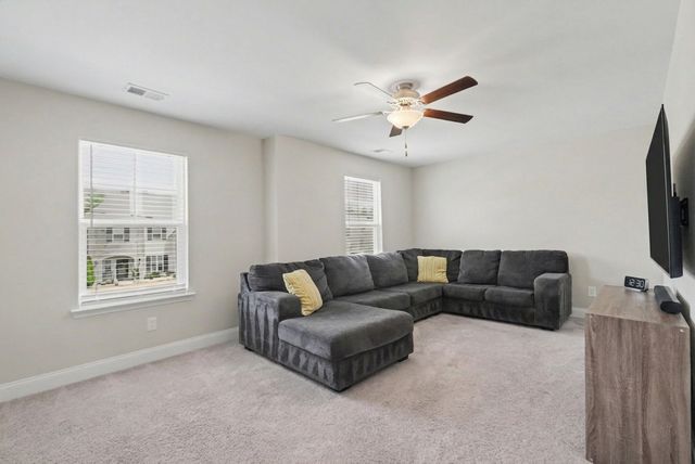 1383 Wentworth Dr, Gallatin, TN 37066