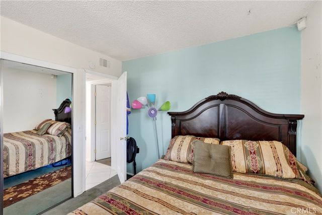 2369 Saunders St, Pomona, CA 91767