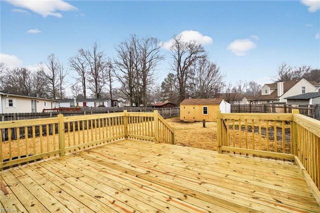 213 Burnetts WAY, Suffolk, VA 23434