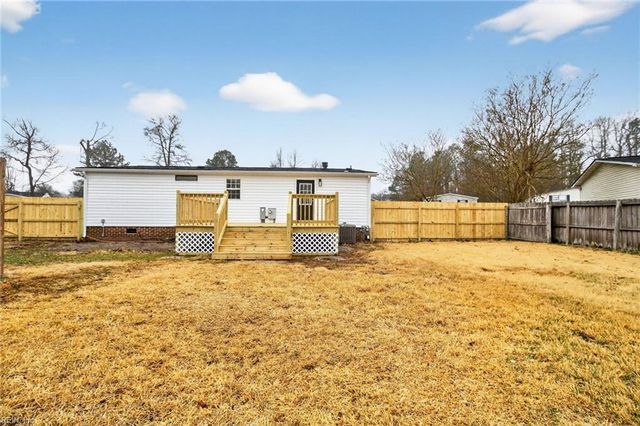 213 Burnetts WAY, Suffolk, VA 23434