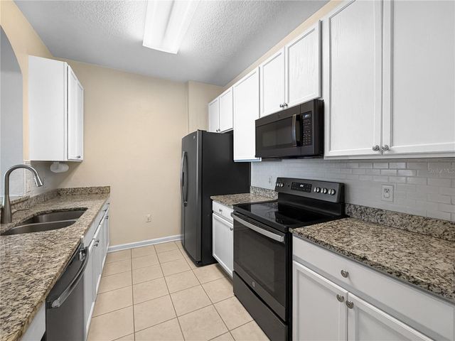 6434 CAVA ALTA DRIVE 105, Orlando, FL 32835