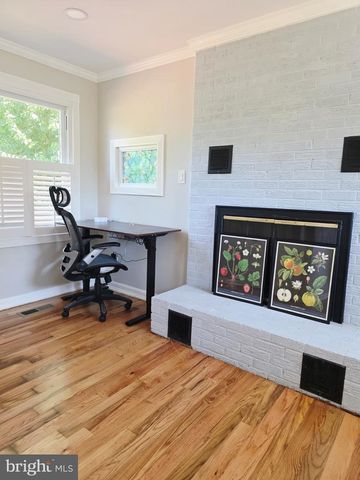 5427 DAWES AVE, Alexandria, VA 22311