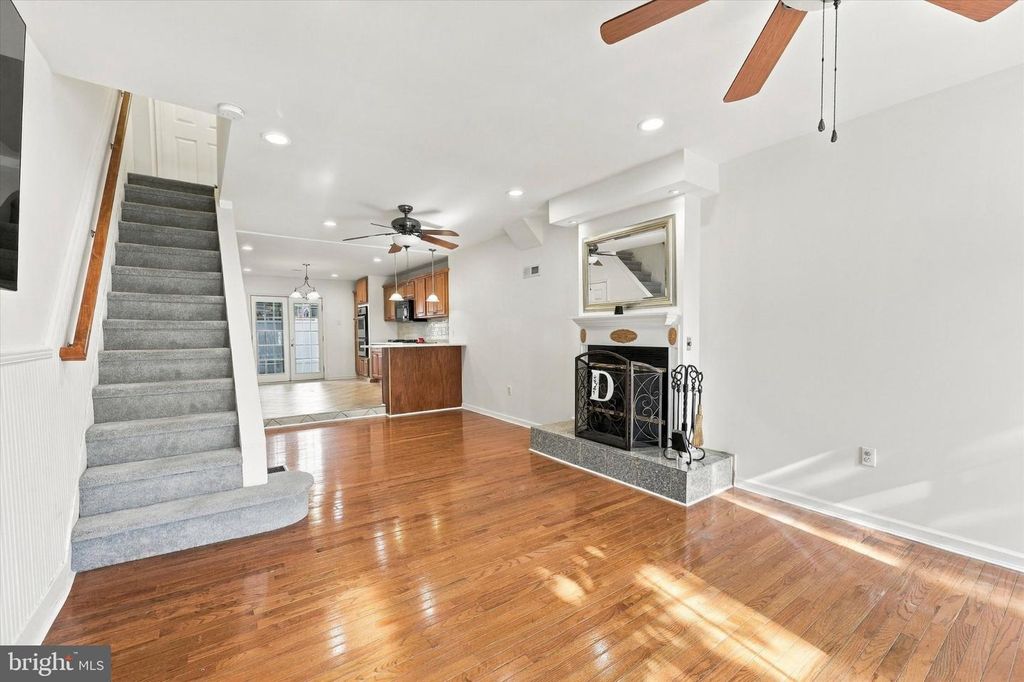 1543 E BERKS ST, PHILADELPHIA, PA 19125 — photo 3