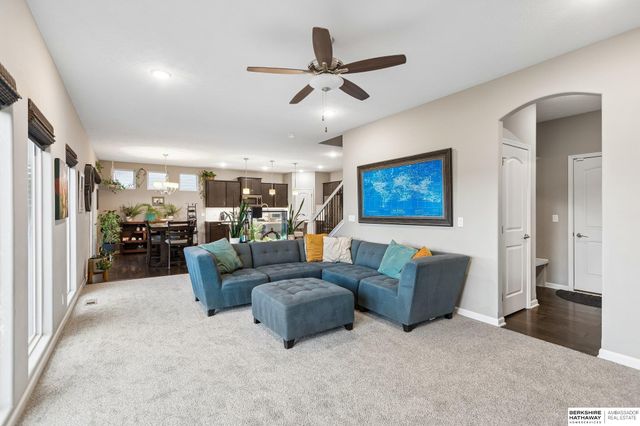 17021 Aurora Street, Omaha, NE 68136