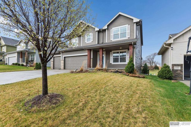 17021 Aurora Street, Omaha, NE 68136