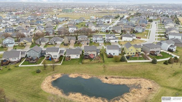 17021 Aurora Street, Omaha, NE 68136