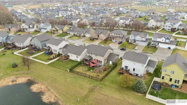 17021 Aurora Street, Omaha, NE 68136