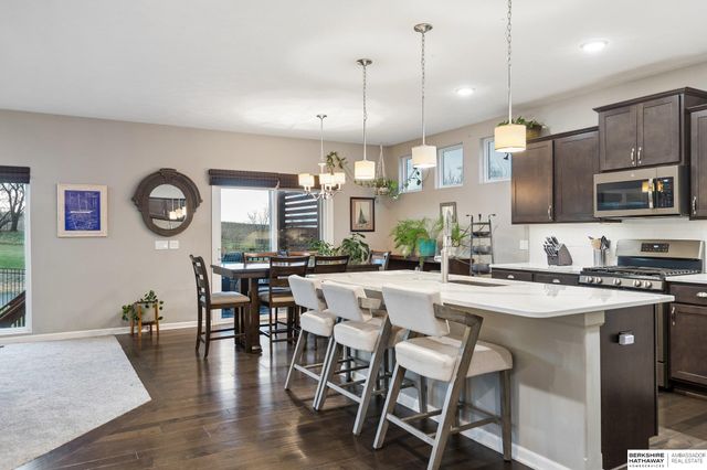 17021 Aurora Street, Omaha, NE 68136