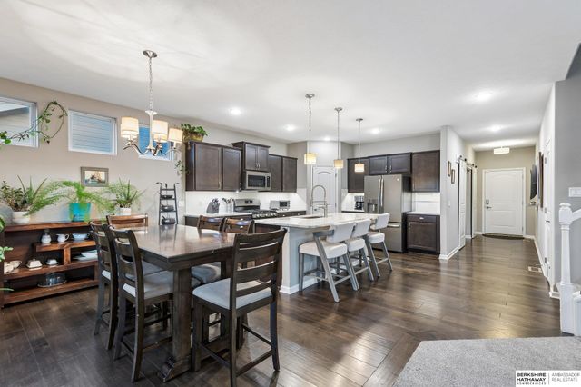 17021 Aurora Street, Omaha, NE 68136