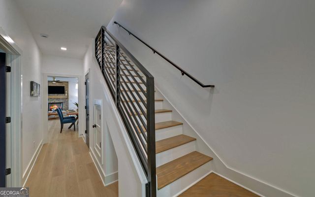 73 Woodlake Crt, Hartwell, GA 30643