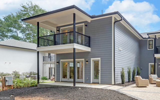 73 Woodlake Crt, Hartwell, GA 30643
