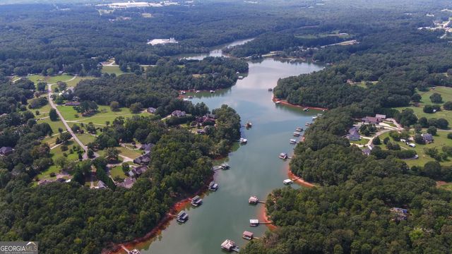 73 Woodlake Crt, Hartwell, GA 30643