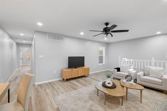 4230 Connecticut Street, St Louis, MO 63116