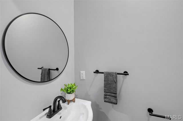 4230 Connecticut Street, St Louis, MO 63116