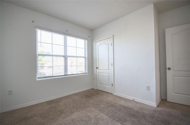 521 NICKEN GROVE, Davenport, FL 33837