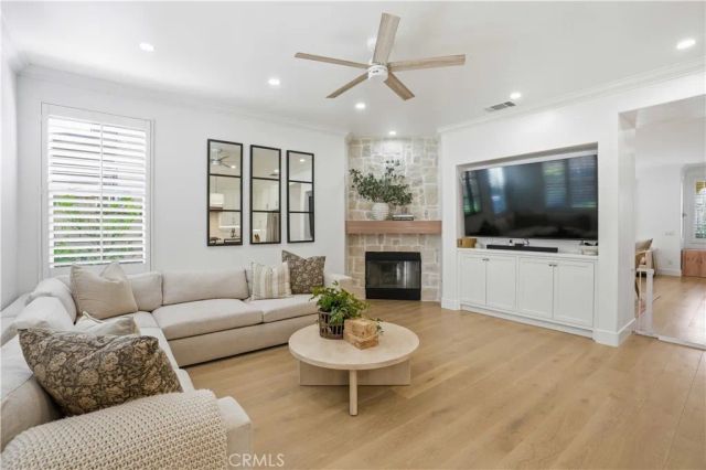24051 Via Cresta, Valencia, CA 91354