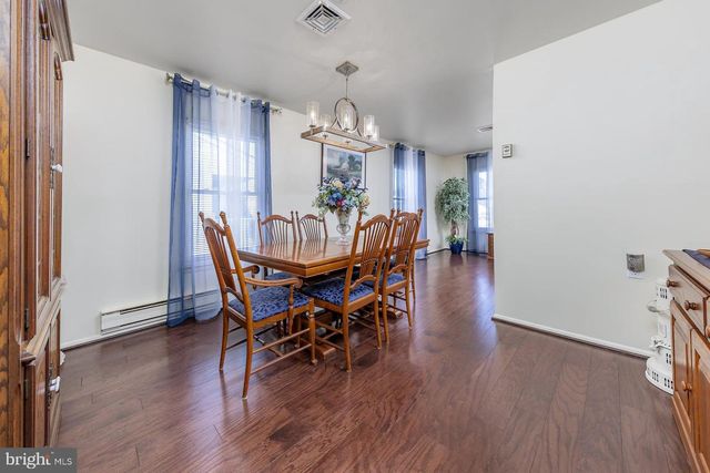 50 BUCKINGHAM DR, Southampton, NJ 08088