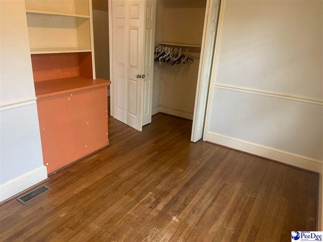 916 Power St, Hartsville, SC 29550