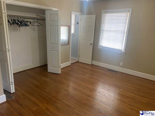 916 Power St, Hartsville, SC 29550