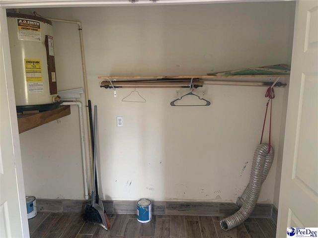 916 Power St, Hartsville, SC 29550