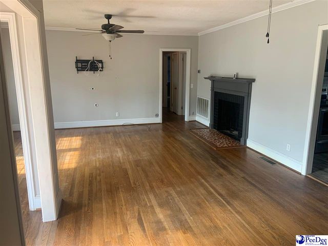 916 Power St, Hartsville, SC 29550