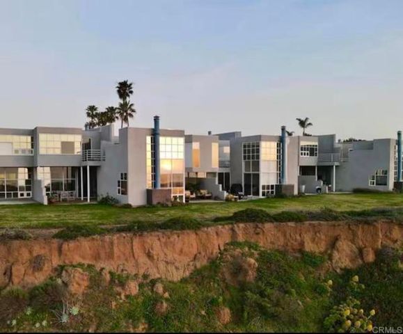 166 Solana Point Circle, Solana Beach, CA 92075