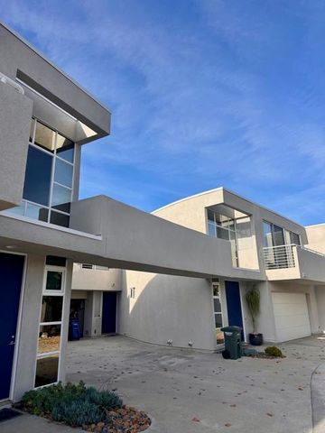 166 Solana Point Circle, Solana Beach, CA 92075