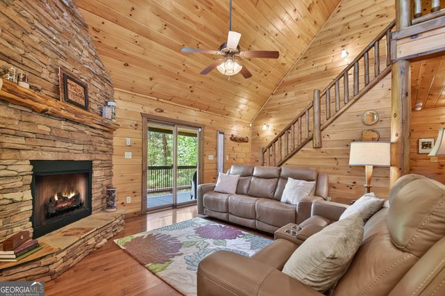 34 Dallas Lane, Blue Ridge, GA 30513