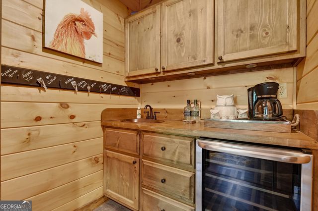 34 Dallas Lane, Blue Ridge, GA 30513