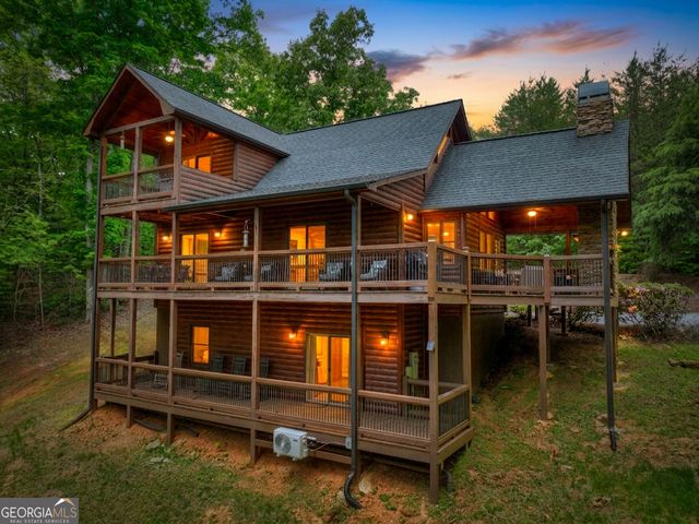 34 Dallas Lane, Blue Ridge, GA 30513