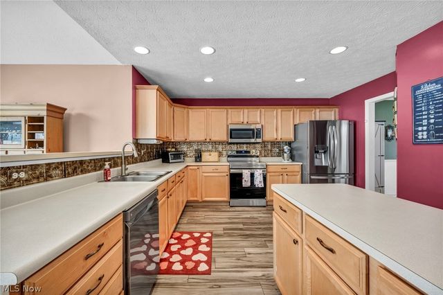 4253 Santina Way, Lorain, OH 44053